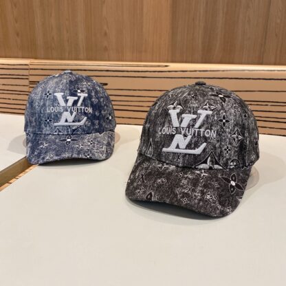 Louis Vuitton Korean version of the new British style baseball cap - Image 6