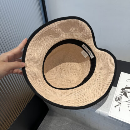Dior exquisite high-end basin hat - Image 7
