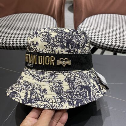 Dior exquisite and fashionable bucket hat - Image 7