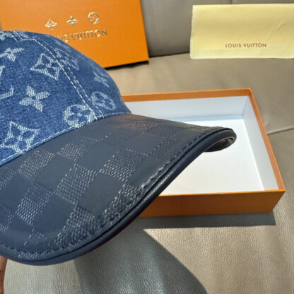 Louis Vuitton embossed leather baseball cap - Image 6