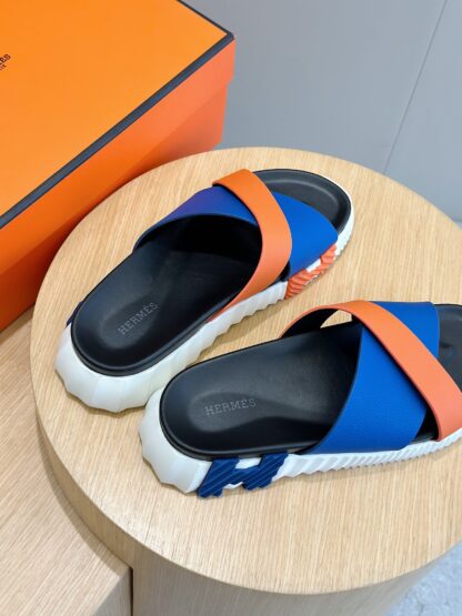 Hermès Men's Blue and Orange Cross-Color Ultra-Lightweight and Comfortable Slippers - Image 6