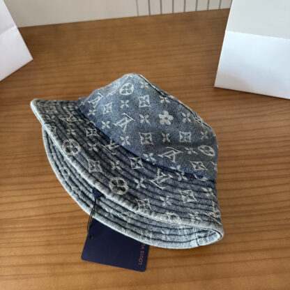 Louis Vuitton lightweight breathable bucket hat for men and women - Image 6