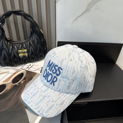 Dior stylish simple baseball cap - Image 7