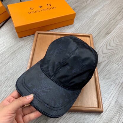 Louis Vuitton cowhide hat - Image 6
