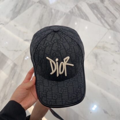 Dior Fashion Casual Embroidered Baseball Cap - Image 7
