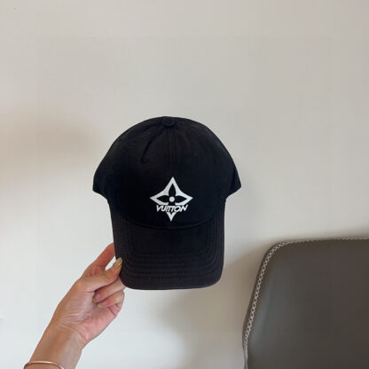 Louis Vuitton new simple brand baseball cap - Image 6