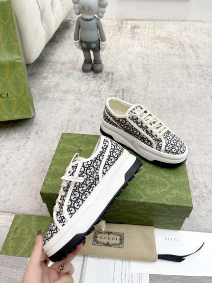 Gucci casual platform shoes - Image 7