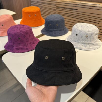 Louis Vuitton Korean version of the new British style bucket hat - Image 6
