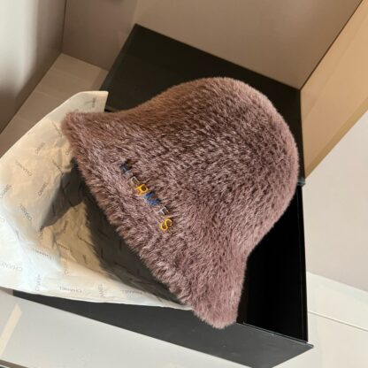 Hermès rabbit fur bucket hat - Image 6