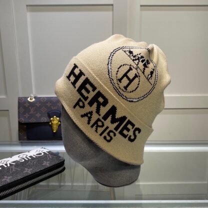 Hermès warm wool knitted hat - Image 4