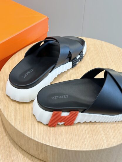 Hermès black and orange men's cross-over ultra-light and comfortable slippers - Image 6