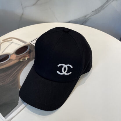 Chanel double-sided embroidered baseball cap - Image 6
