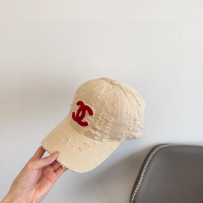 Chanel Classic Casual Baseball Cap - Image 6