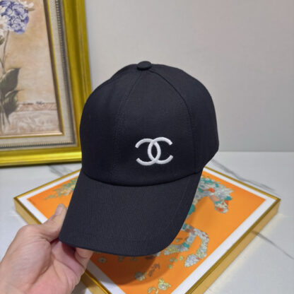 Chanel high-end baseball cap - Image 6