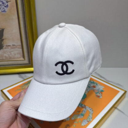 Chanel high-end baseball cap - Image 6