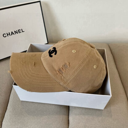 Chanel Classic Casual Baseball Cap - Image 6