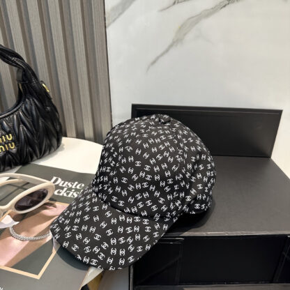 Chanel Classic Casual Baseball Cap - Image 6