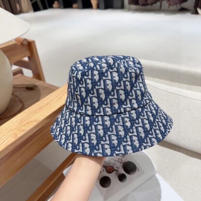 Dior exquisite and fashionable bucket hat - Image 7