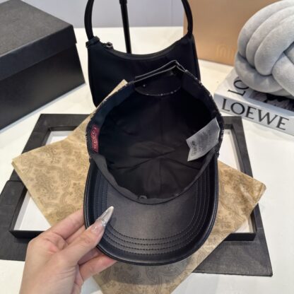 Gucci Spring/Summer Collection Baseball Cap - Image 6