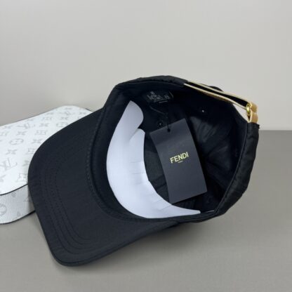 Fendi casual simple baseball cap - Image 7