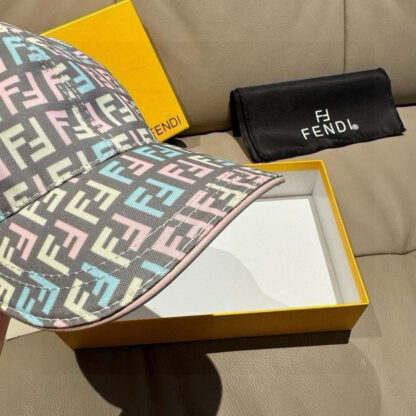 Fendi stylish breathable all-match baseball cap - Image 7