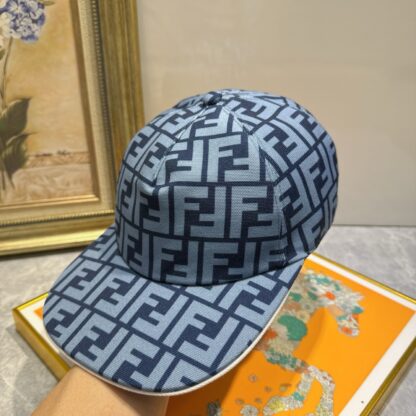 Fendi stylish breathable all-match baseball cap - Image 7