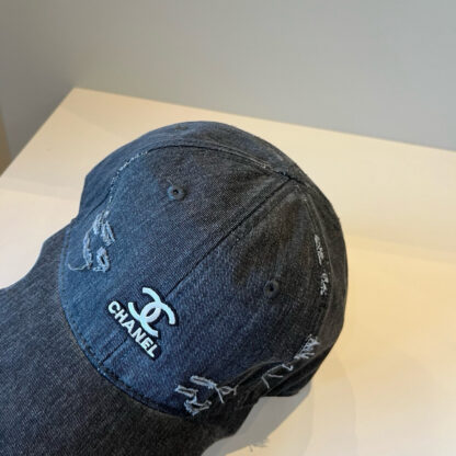 Chanel Classic Casual Baseball Cap - Image 6