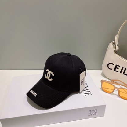 Chanel Classic Casual Baseball Cap - Image 6