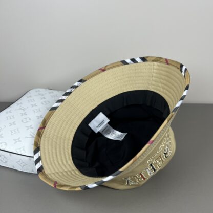 Burberry Classic Bucket Hat with Embroidery - Image 7