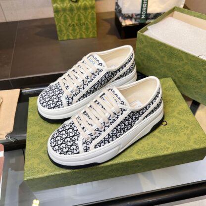 Gucci early spring casual sneakers - Image 5
