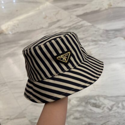 Prada classic triangle logo bucket hat - Image 6