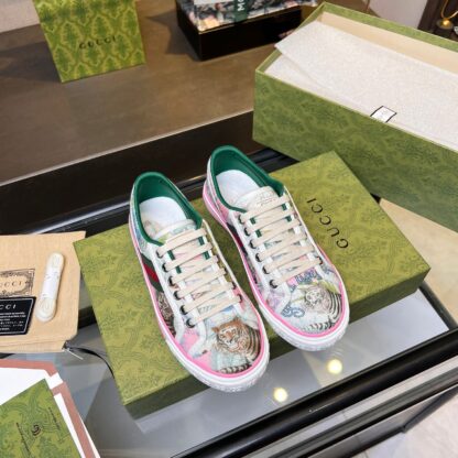 Gucci early spring casual sneakers - Image 7