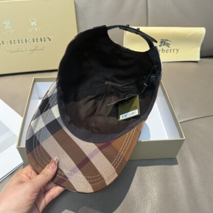 Burberry Classic Slouch Baseball Cap - Image 7