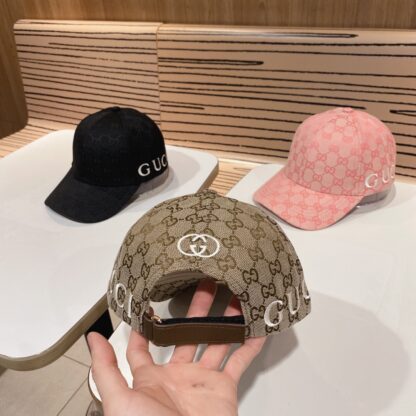 Gucci Unisex Baseball Cap - Image 6