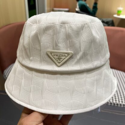 Prada's new spring and summer sunshade bucket hat - Image 6