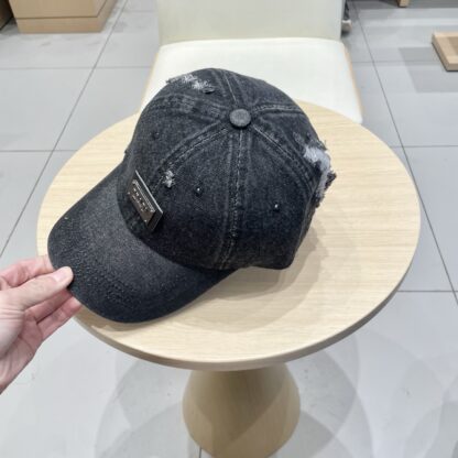 Prada fashion baseball cap - Image 6