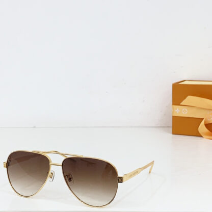 LOUIS VUITTON Fashion Sunglasses - Image 7