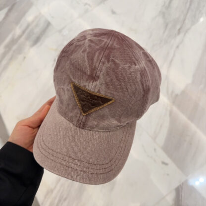 Prada embroidered letters all-match baseball cap - Image 6