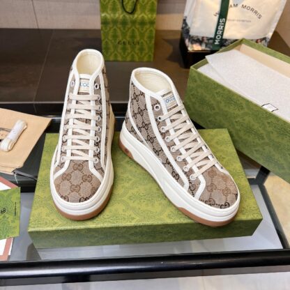 Gucci early spring casual sneakers - Image 7
