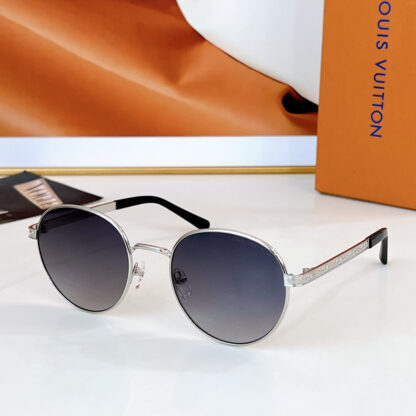 LOUIS VUITTON Fashion Sunglasses - Image 7