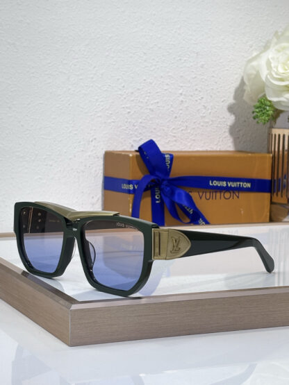 LOUIS VUITTON Fashion Sunglasses - Image 7