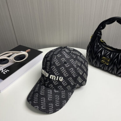 Miu Miu embroidered baseball cap - Image 7