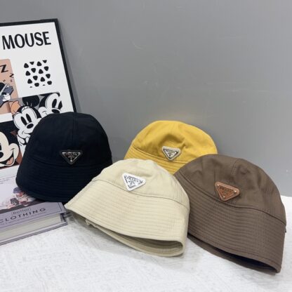 Prada triangle logo bucket hat - Image 6