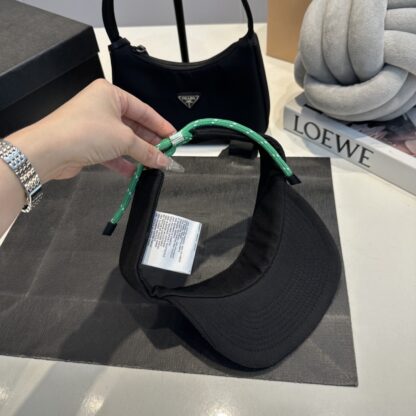 Miu Miu simple and stylish hollow hat - Image 7