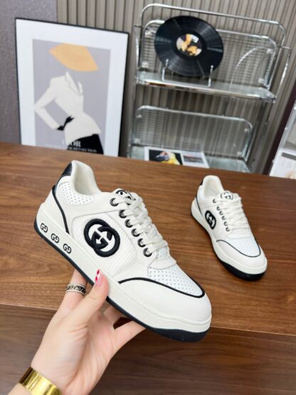 Gucci low-top distressed sneakers - Image 7