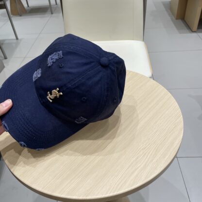Saint Laurent simple casual baseball cap - Image 6
