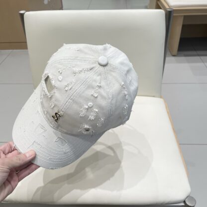 Saint Laurent simple casual baseball cap - Image 6