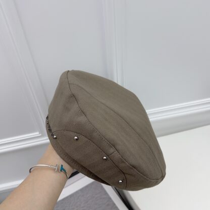 Yves Saint Laurent autumn and winter new beret - Image 6