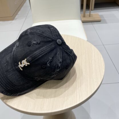 Yves Saint Laurent stylish all-match baseball cap - Image 6