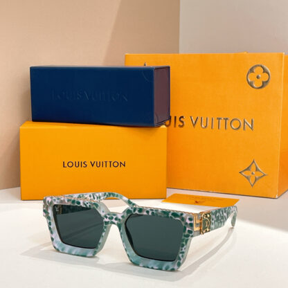 LOUIS VUITTON Fashion Sunglasses - Image 7